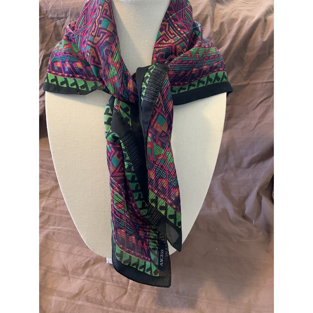 AXCESS 30"x30" Purple, Black and Green Beautiful